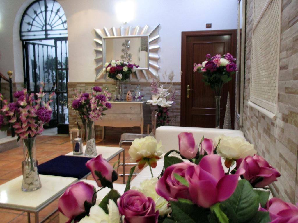 Noches De Triana Hotel Seville Exterior photo